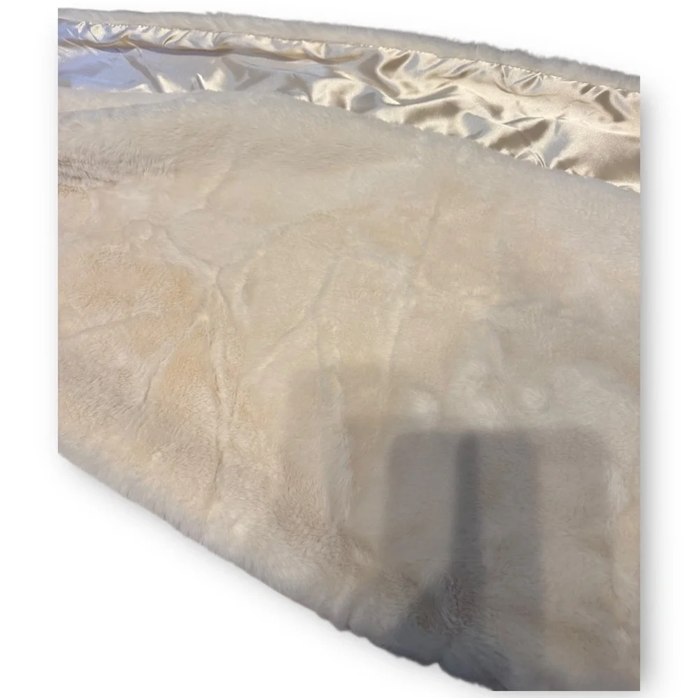 Cream Faux Fur Bridal Wrap - Women Accessories Scarves & Wraps